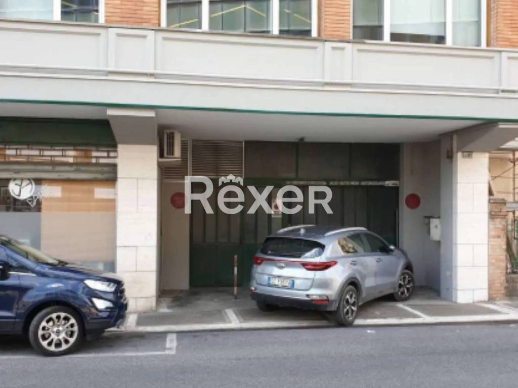 Box / garage a Macerata in Via Trento, 16 - Foto 2