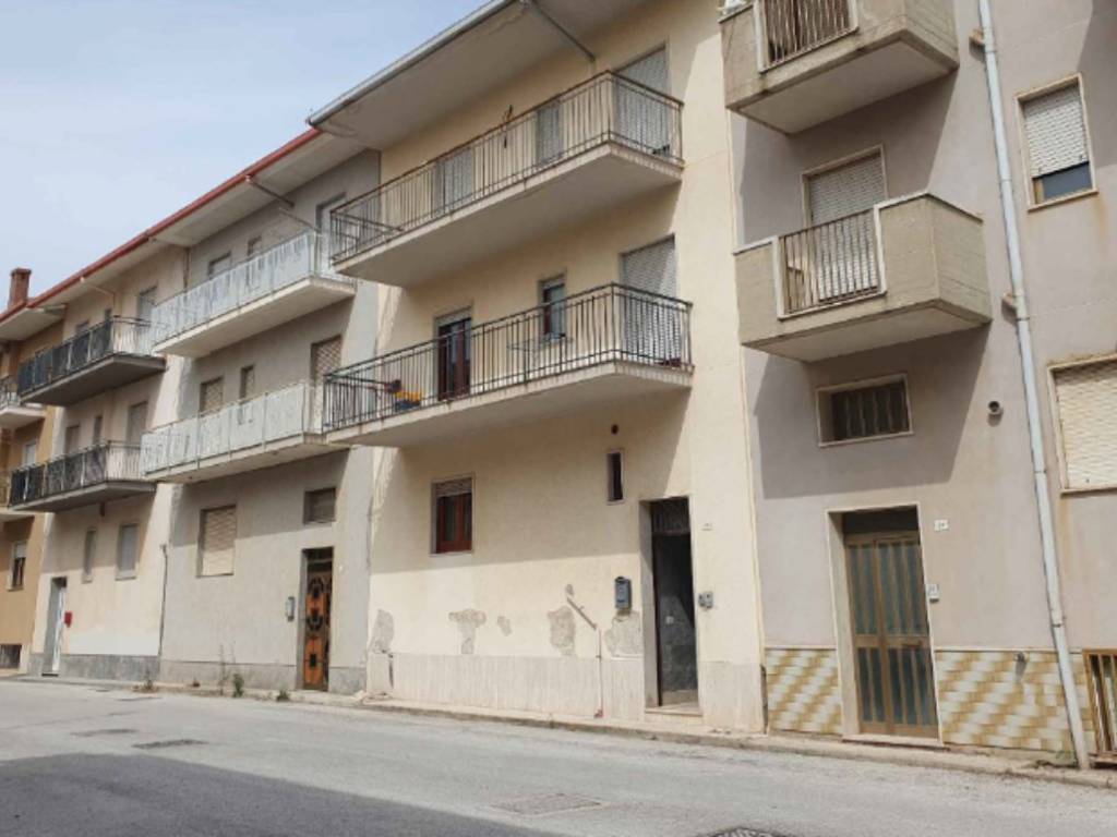 Appartamento a Calatafimi-segesta in Einaudi Luigi - Foto 2