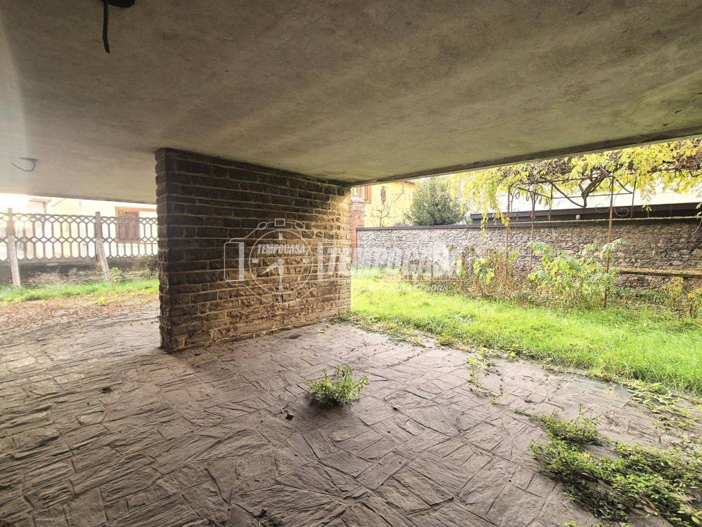 Villa a Cabiate in Via Ferdinando Anderloni 11 - Foto 3