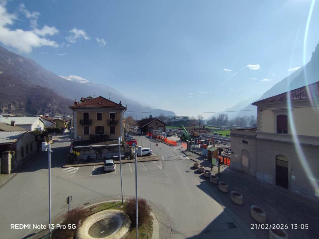Palazzo / stabile a Pont-saint-martin in Via della Resistenza, 146 - Foto 2