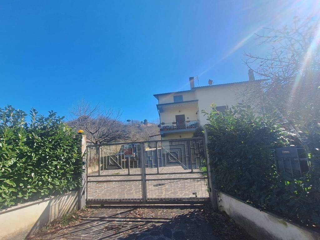 Villa a Cantalice in Via del Santuario, 1 - Foto 2
