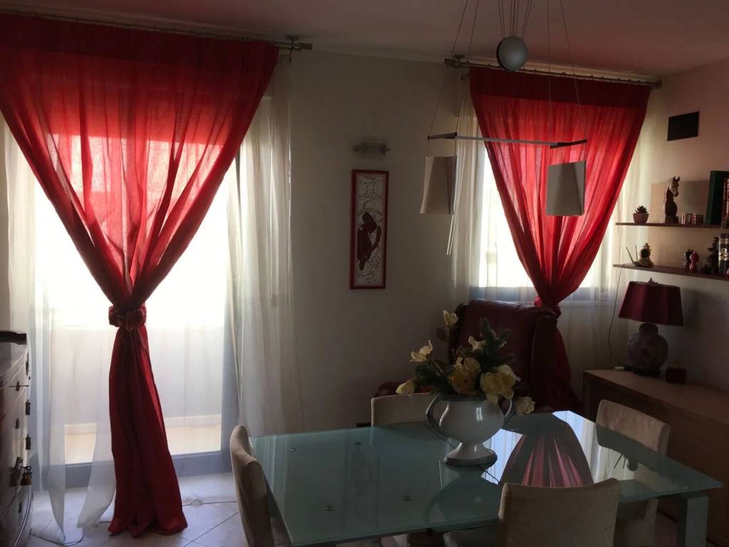 Appartamento a Mola di bari in Via Ugo Foscolo, 128 - Foto 4