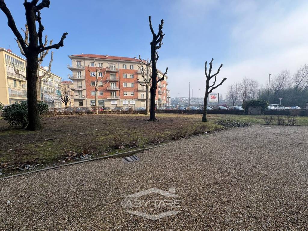 Appartamento a Torino in Via Giordano Bruno, 52 - Foto 2