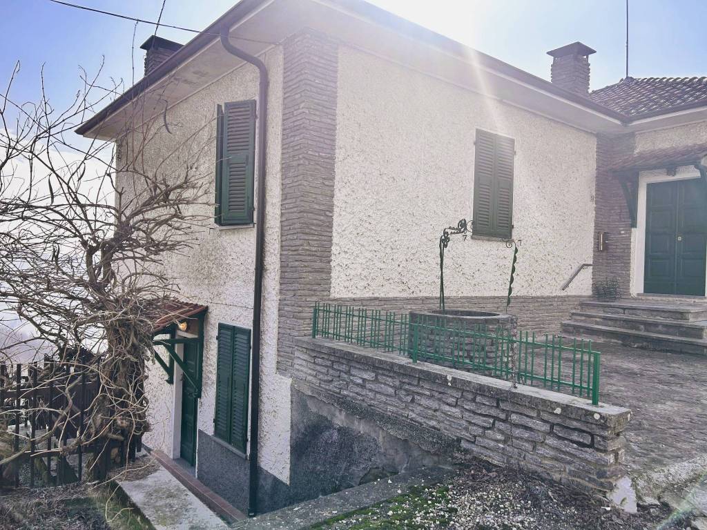 Villa a Mango in Via Circonvallazione, 67 - Foto 2