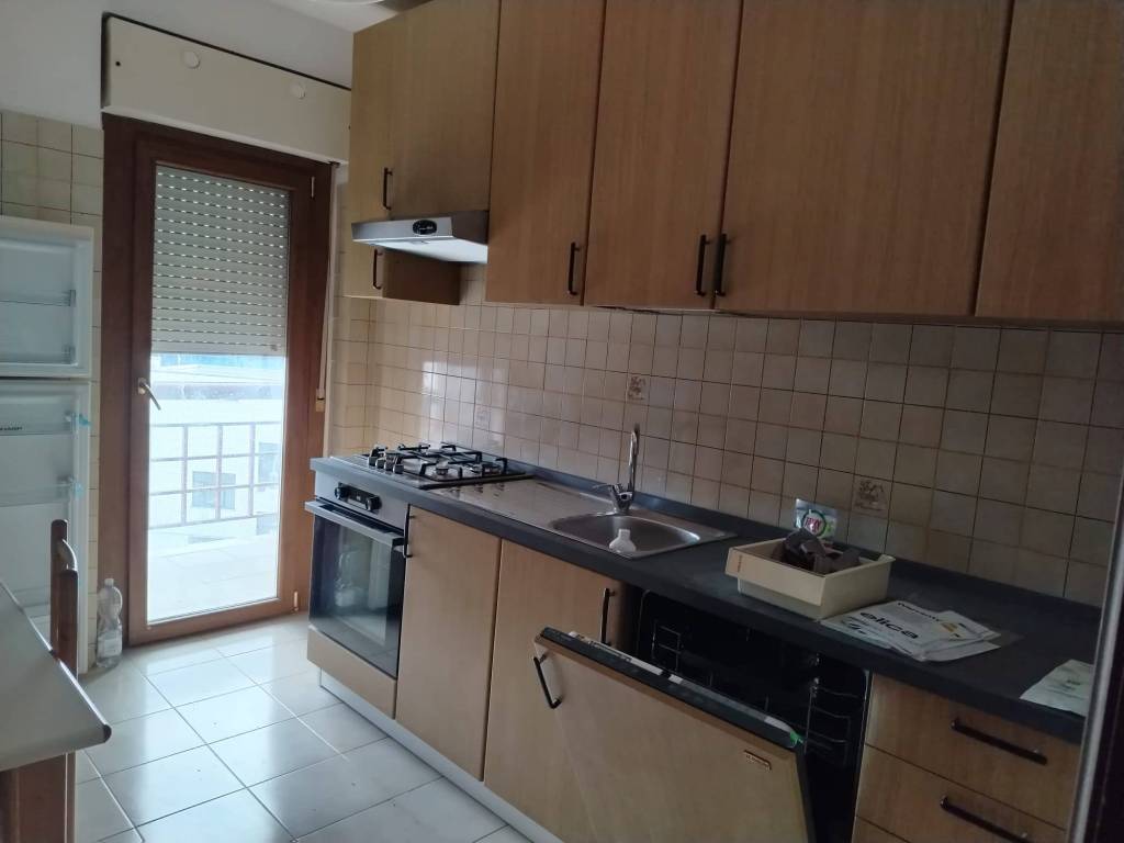 Appartamento a Latina in Viale Pier Luigi Nervi - Foto 2