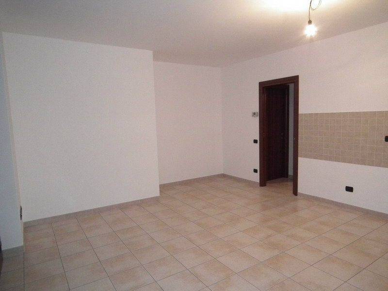 Appartamento a Bulgarograsso in via MONTE BIANCO - Foto 3