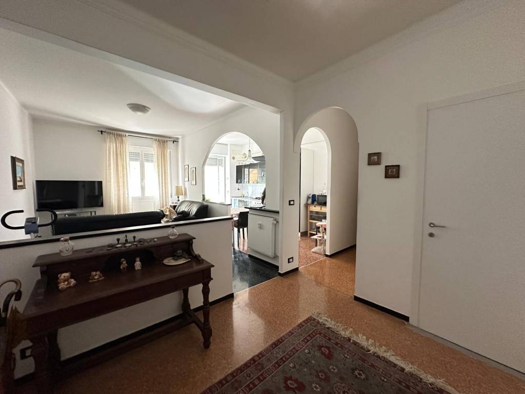 Appartamento a Genova in Via Romana di Quarto, 90 - Foto 3