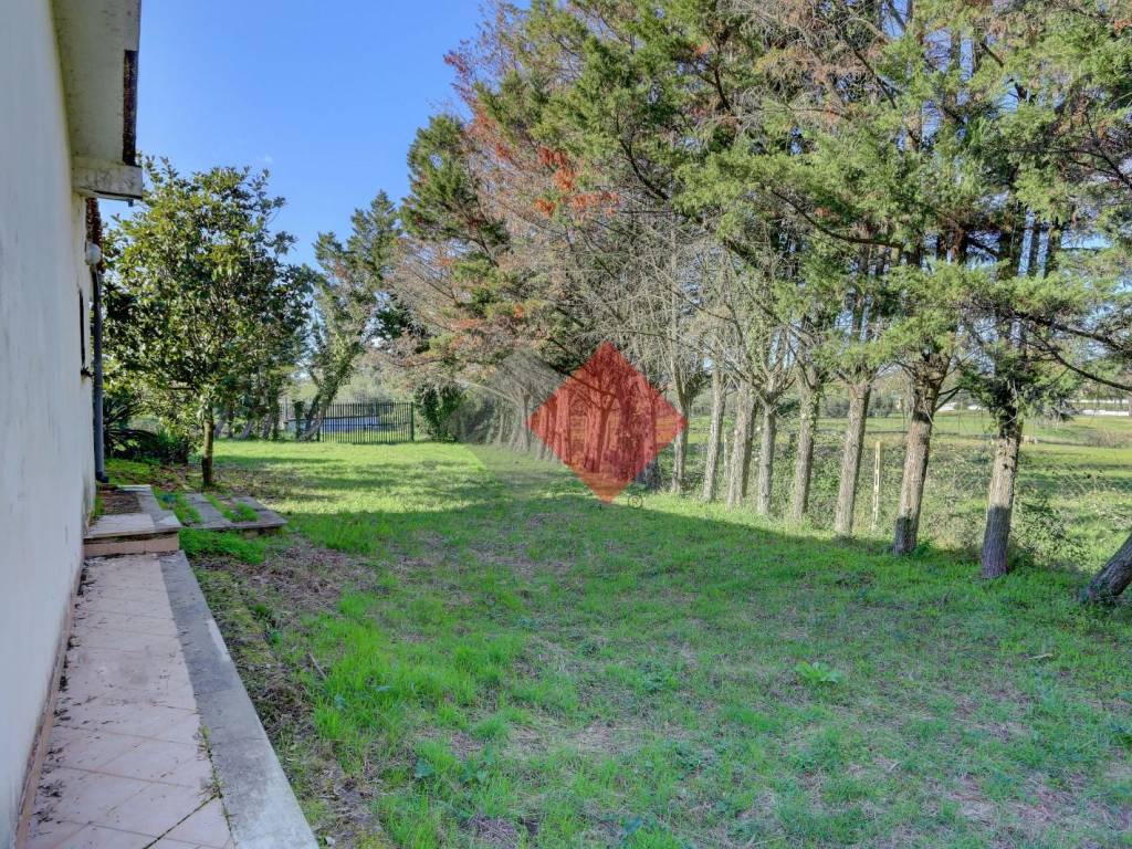 Villa a Latina in Strada Lunga, 38 - Foto 5