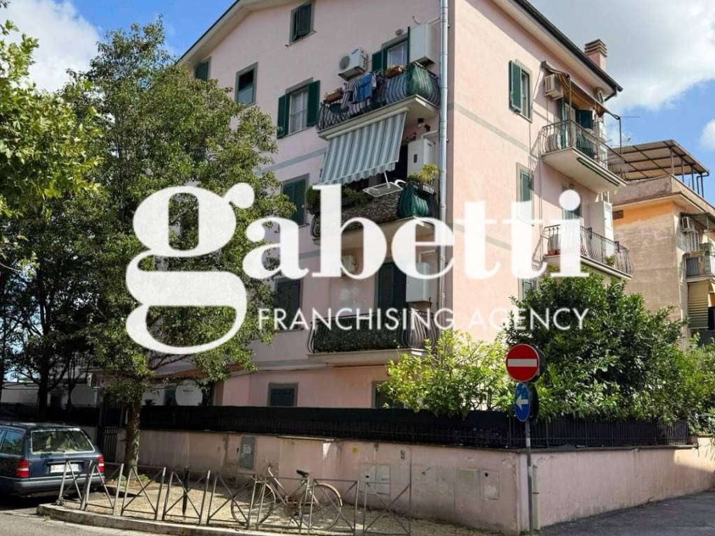 Appartamento a Roma in Via Pietro Castelli - Foto 2
