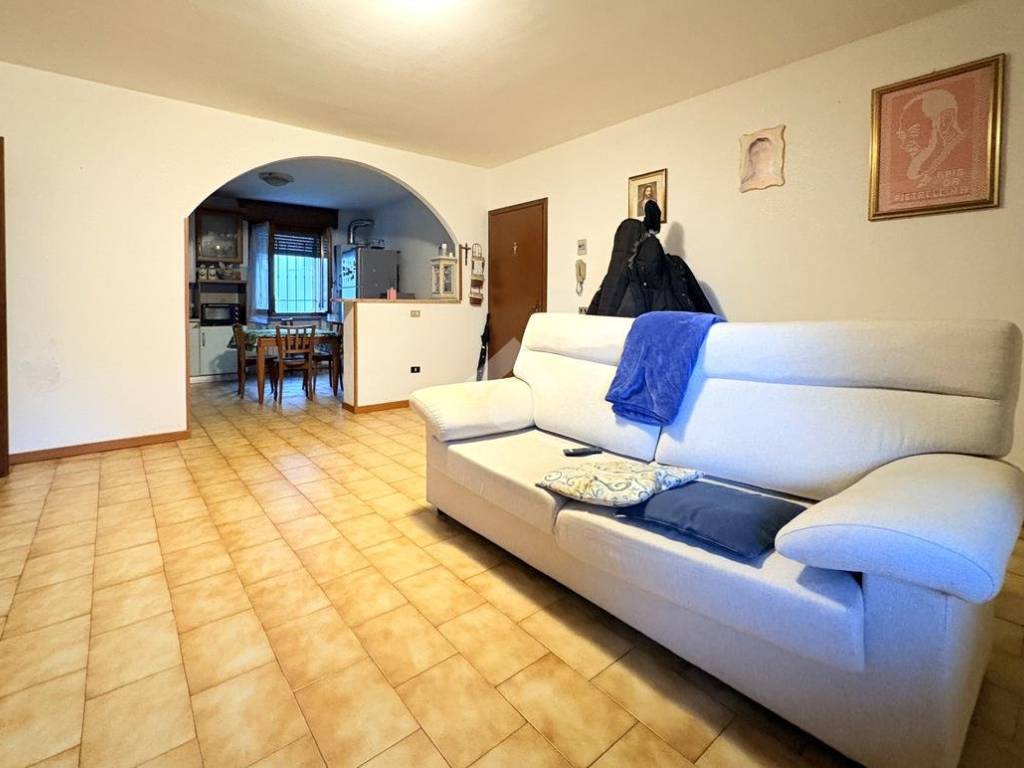 Appartamento a Suzzara in Via Europa, 16 - Foto 2