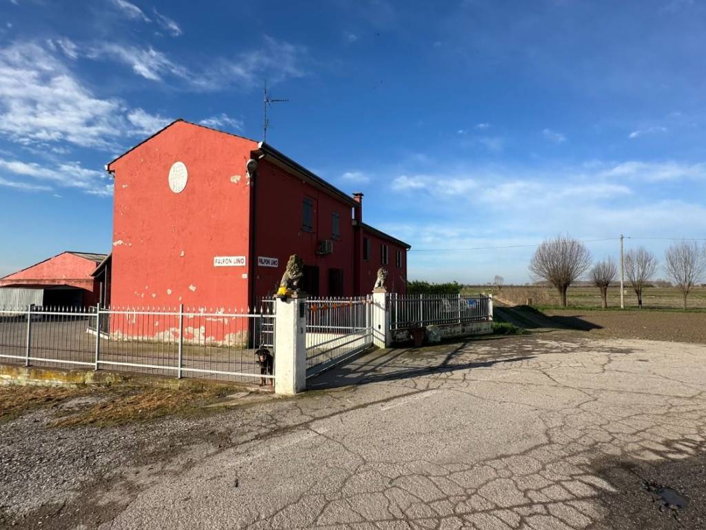 Villa a Castagnaro in Via Gemma Lia Grizzi dal Fiume - Foto 4