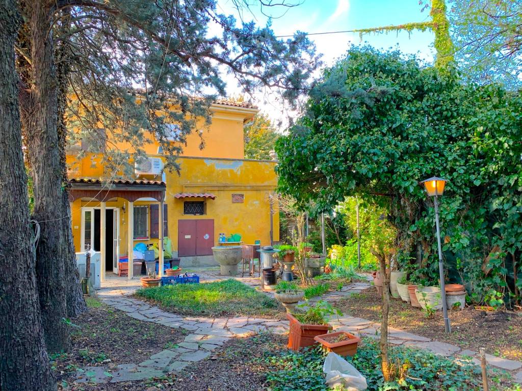 Villa a Castenaso in Via Bruno Tosarelli - Foto 2