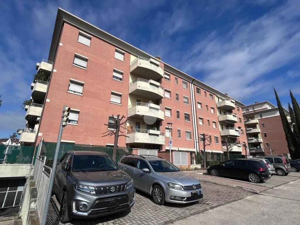 Appartamento a Perugia in Via Fausto Luciani, 32 - Foto 3