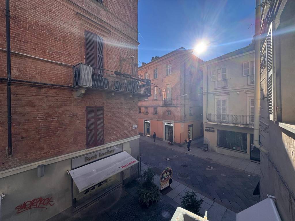 Appartamento a Asti in Via Giosuè Carducci - Foto 4