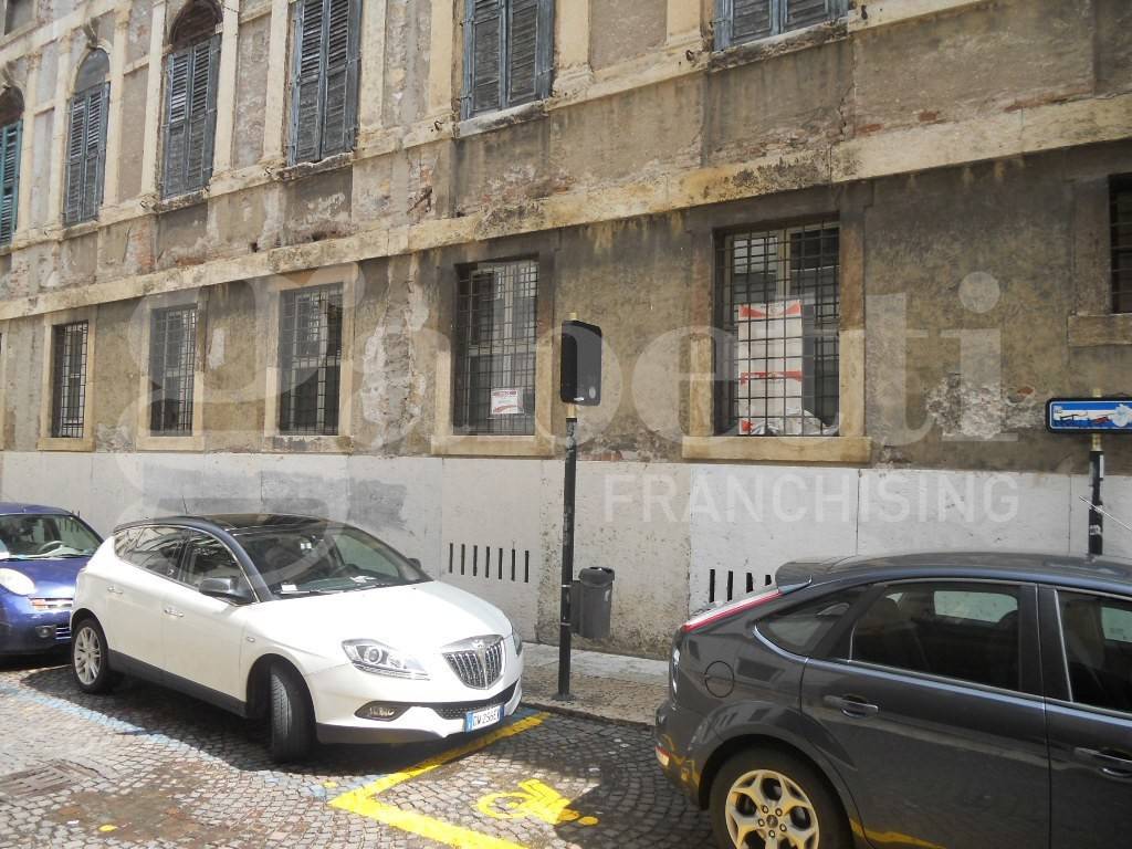Immobile a Verona in VIA FRANGINI, 2 - Foto 4