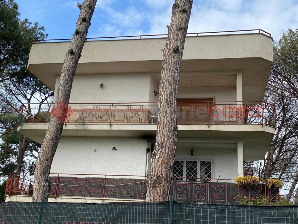 Appartamento a Mondragone in via domiziana , snc - Foto 3