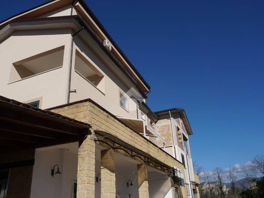 Appartamento a Bellizzi in Via del Commercio, 63 - Foto 2