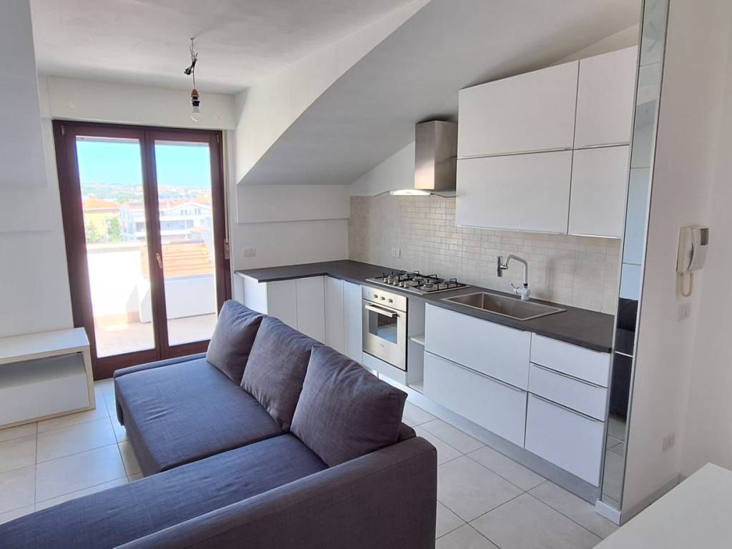 Attico / mansarda a Montesilvano in Via Giuseppe Massarenti - Foto 4