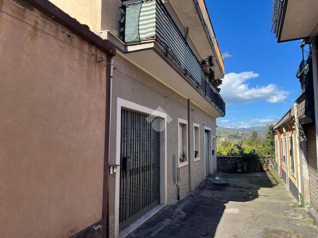 Casa indipendente a Giarre in Via salimbene, 14 - Foto 5