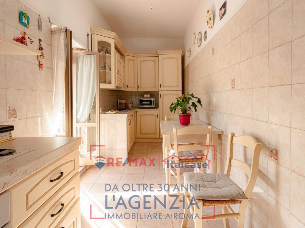 Appartamento a Roma in Via Sant'Igino Papa, 74 - Foto 5