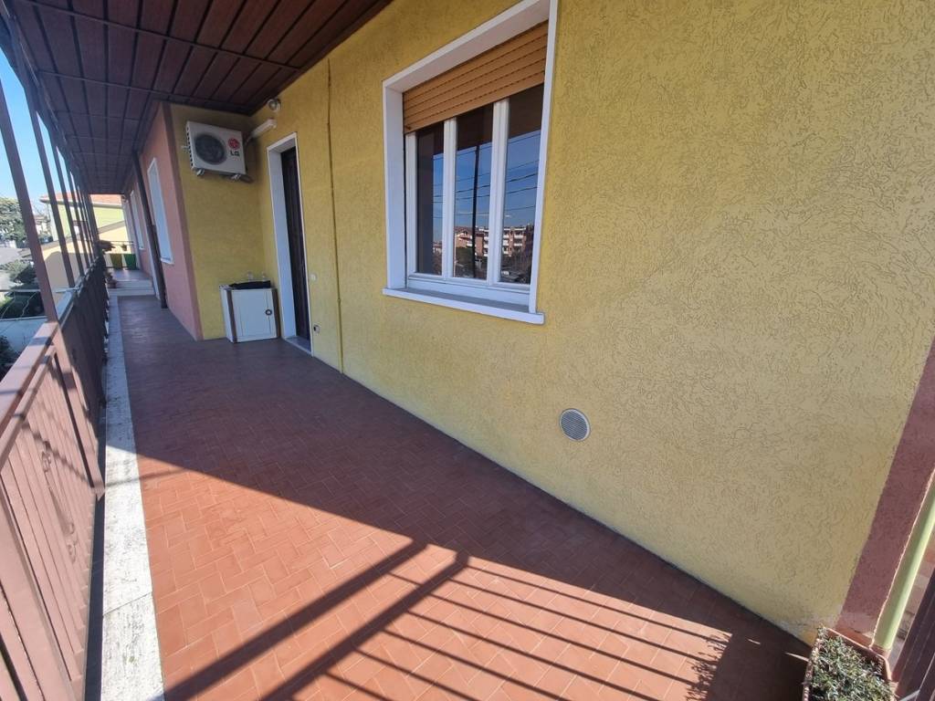 Appartamento a Limbiate in Via Alfredo Catalani - Foto 2