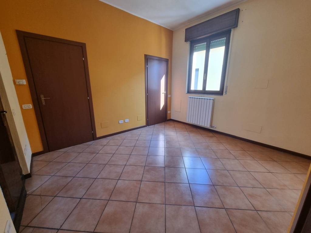 Appartamento a Limbiate in Via Alfredo Catalani - Foto 5
