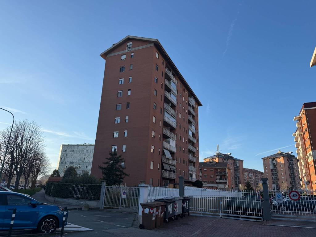 Appartamento a Orbassano in Via Guglielmo Marconi, 11 - Foto 4