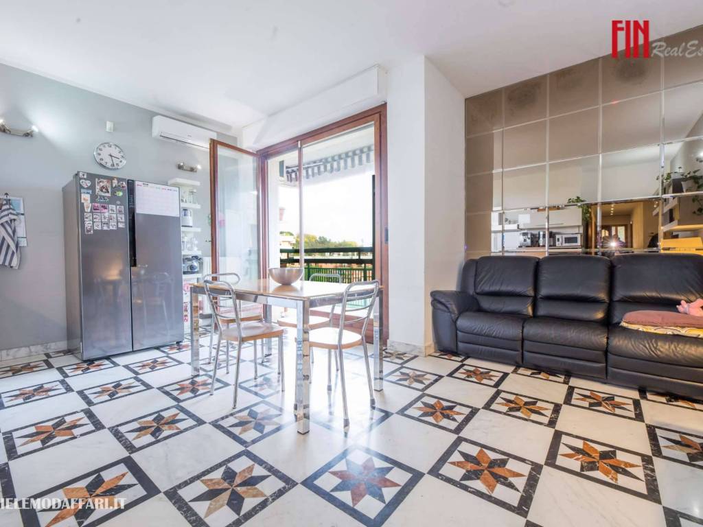 Appartamento a Genova in via Emilio Salgari - Foto 2