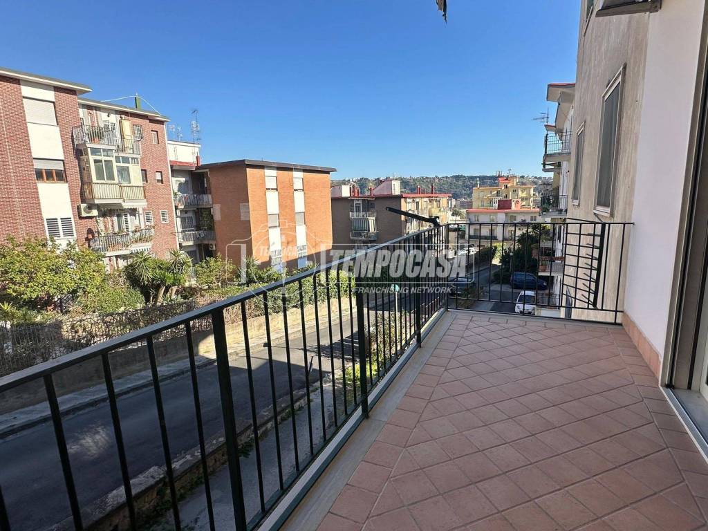 Appartamento a Napoli in Via Marcello Candia - Foto 4