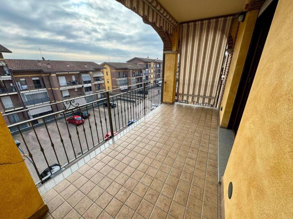 Appartamento a Leinì in Via Giorgio Perlasca, 6 - Foto 5