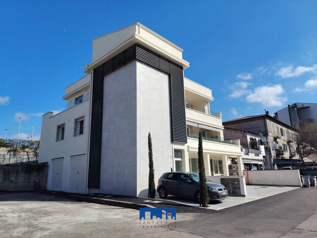 Appartamento a Viterbo in Via Giuseppe Vismara, 37 - Foto 2