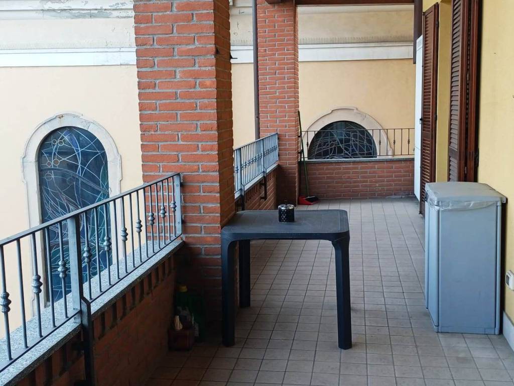 Appartamento a Cornate d'adda in Piazza 15 Martiri, 3 - Foto 2