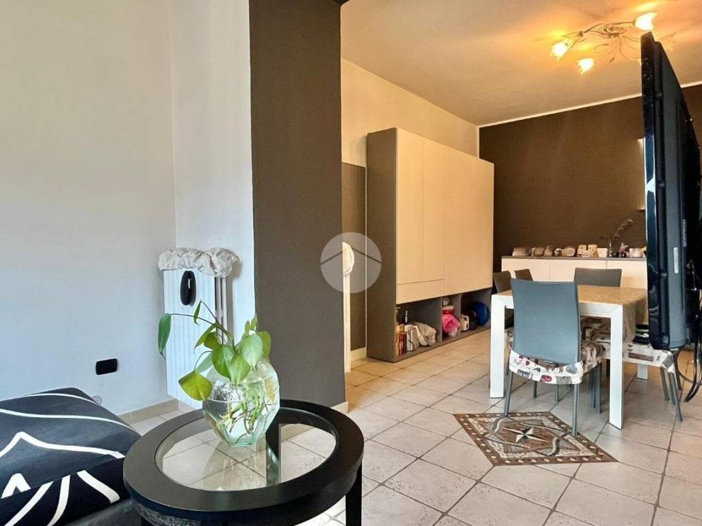 Appartamento a Carate brianza in Via Piave, 40 - Foto 4