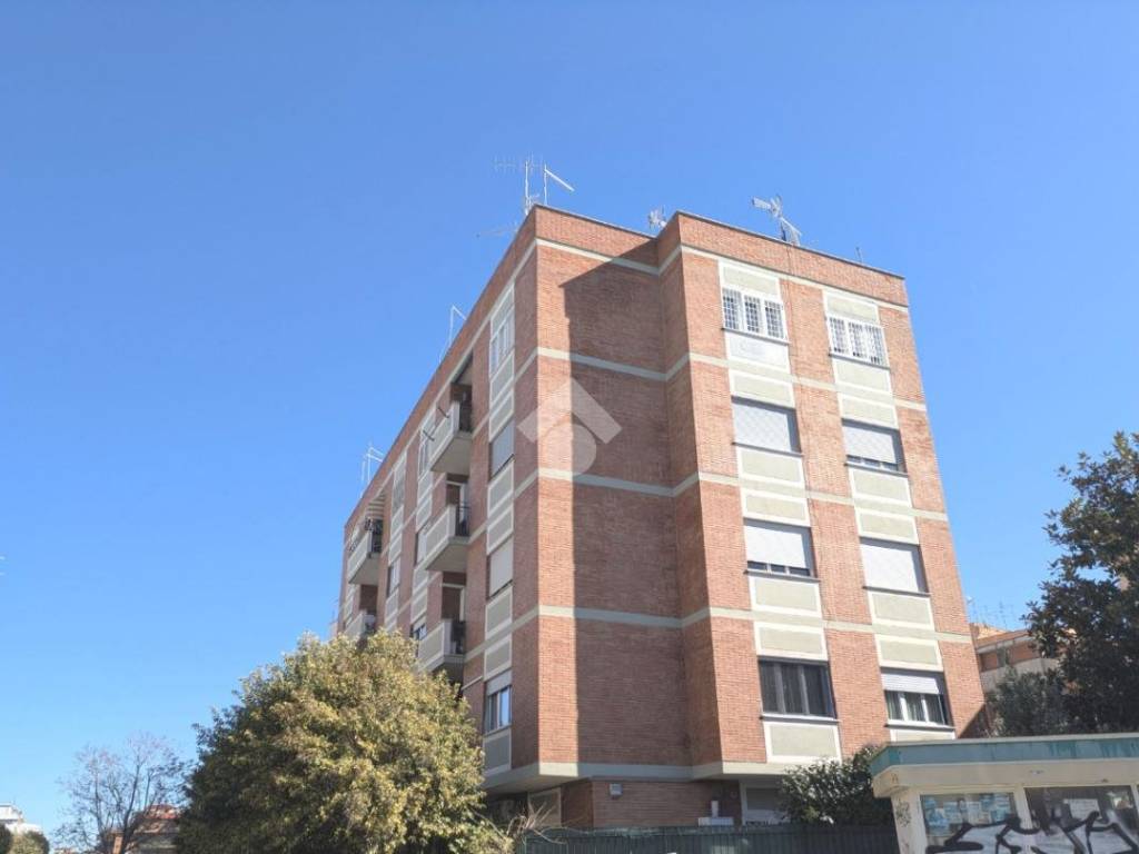 Appartamento a Ciampino in Piazza Leonardo da Vinci, 27 - Foto 2