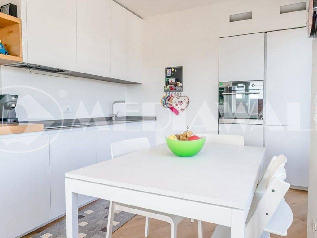 Appartamento a Pordenone in Viale Michelangelo Grigoletti, 20 - Foto 2