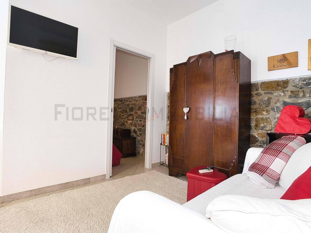 Appartamento a Suvereto in Via Giuseppe Di Vittorio - Foto 5