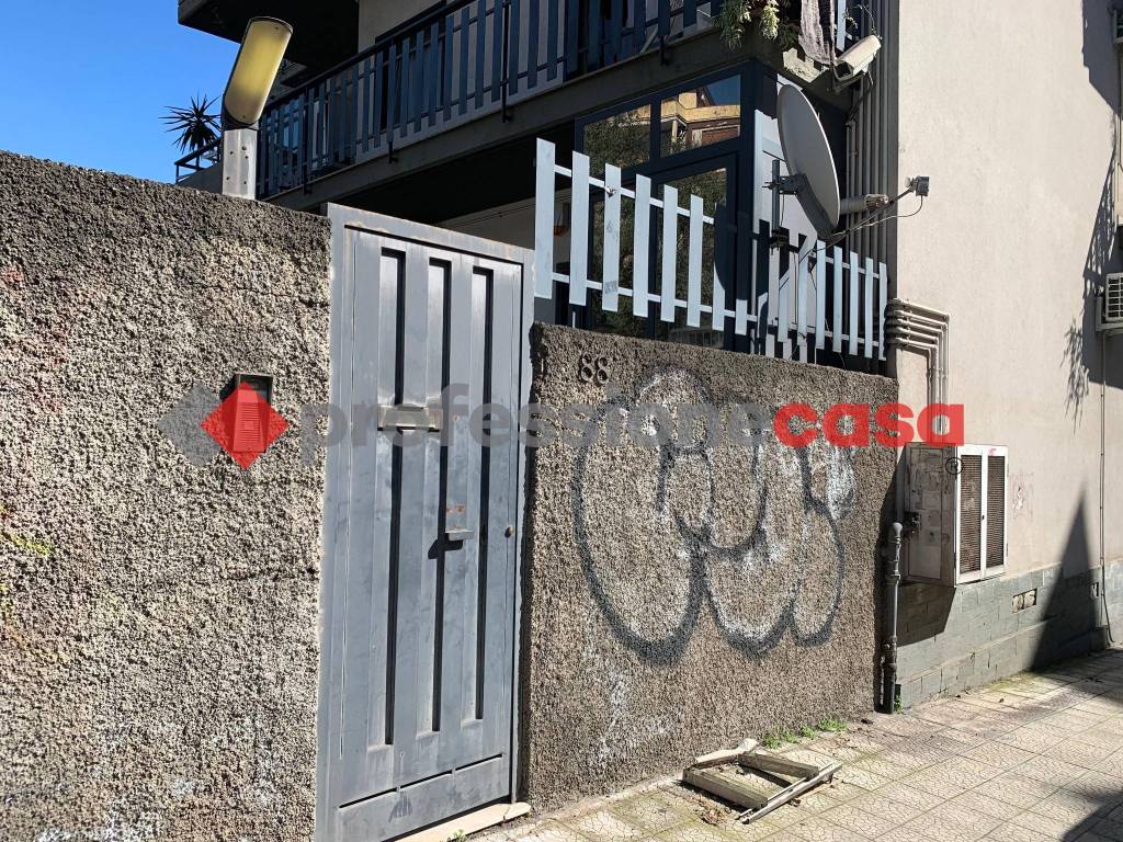 Appartamento a Catania in Via Passo Gravina - Foto 2