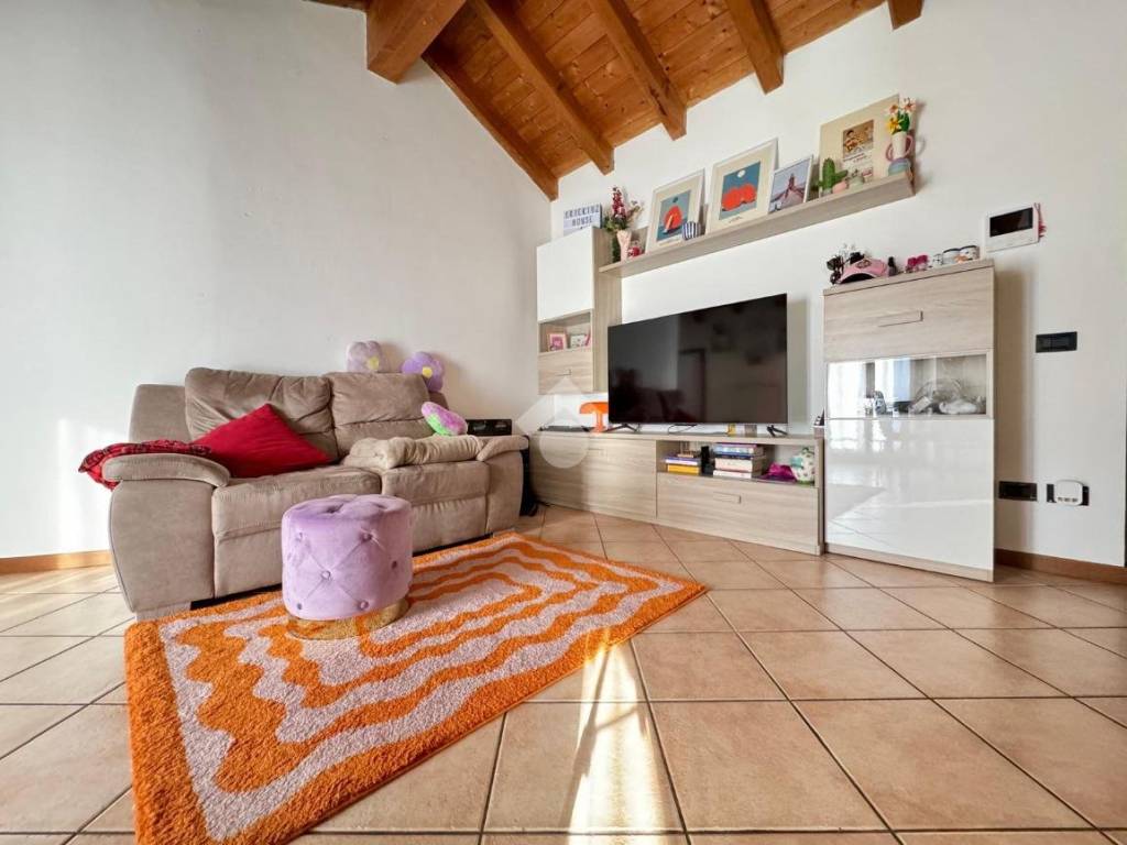 Appartamento a Castelleone in Via bressanoro, 13 - Foto 4