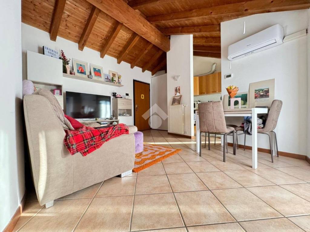 Appartamento a Castelleone in Via bressanoro, 13 - Foto 5