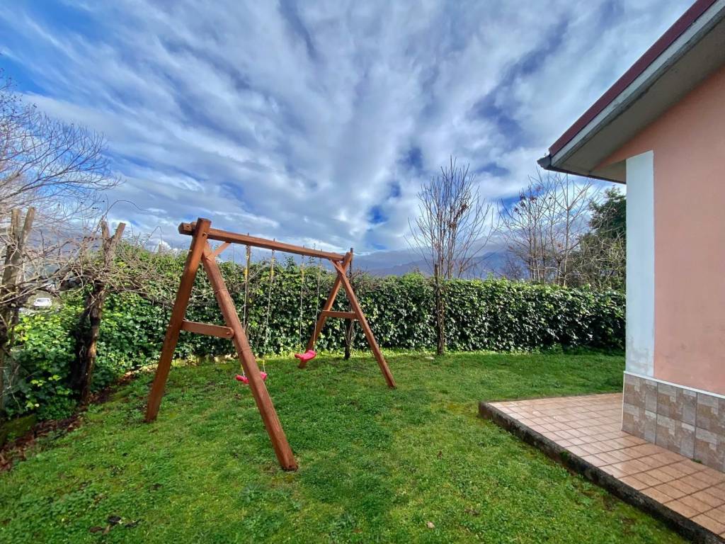 Villa a Mercato san severino in Via Strettola - Foto 2