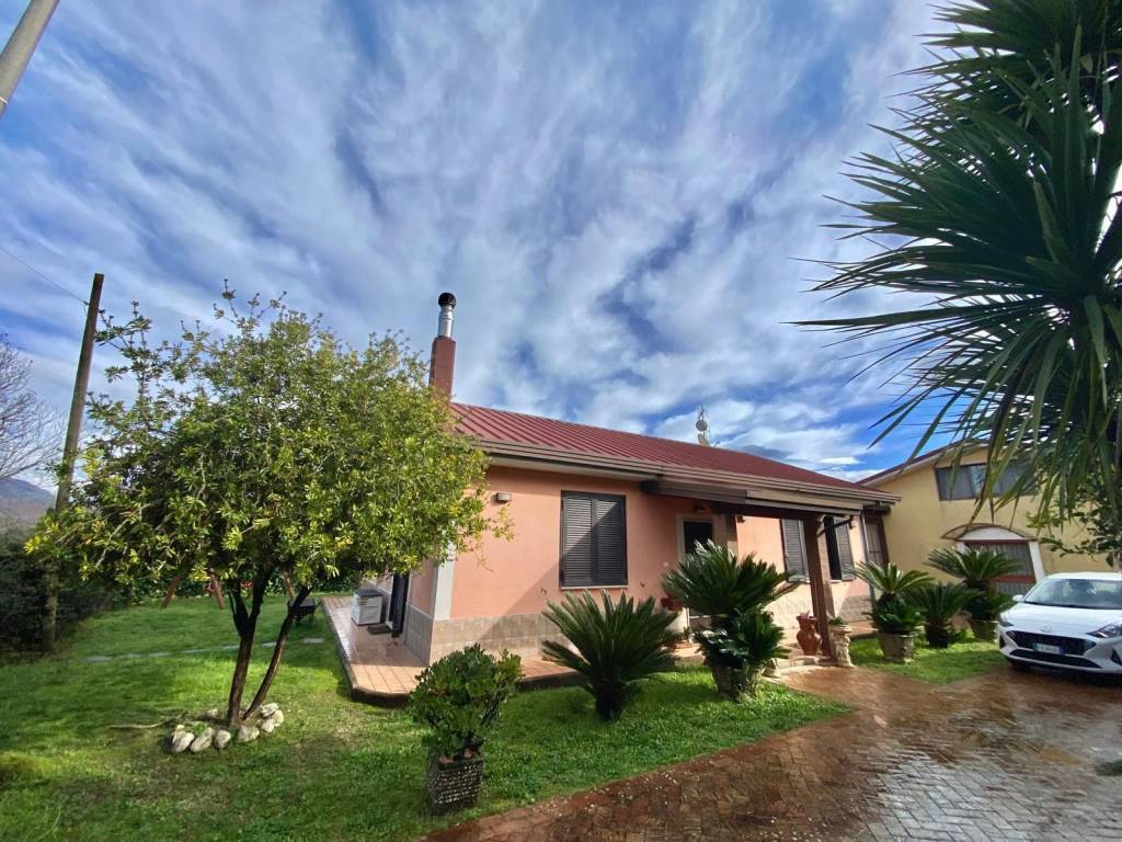 Villa a Mercato san severino in Via Strettola - Foto 4