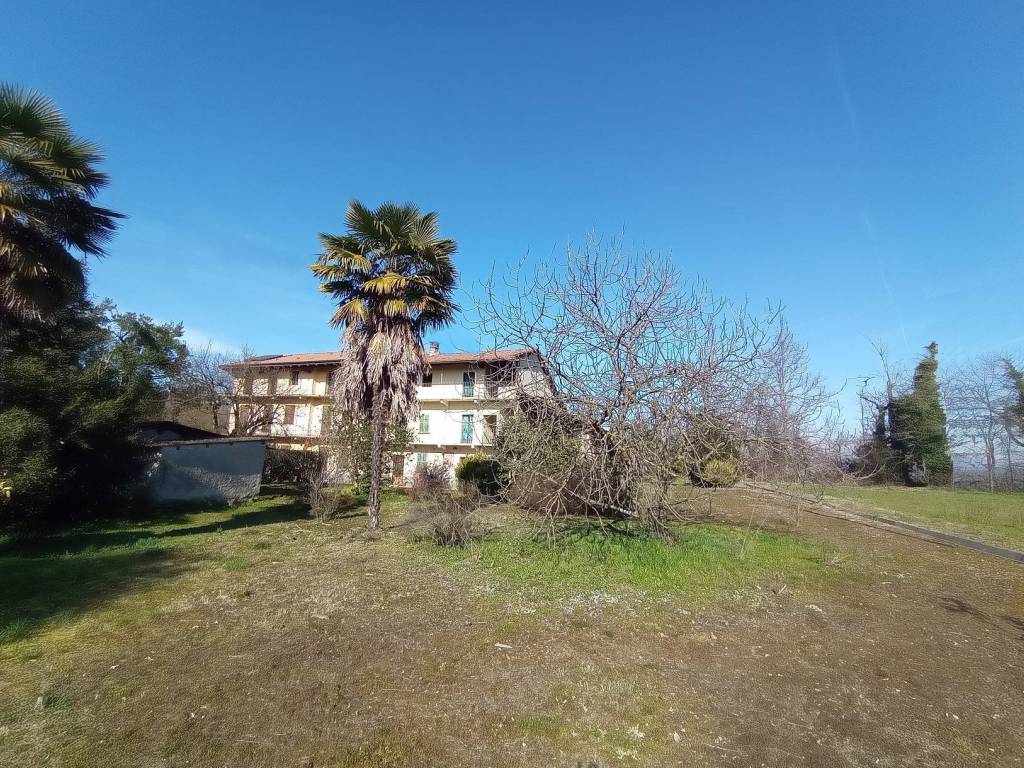 Rustico / casale a Oleggio in Via Sonzini Moioli - Foto 3