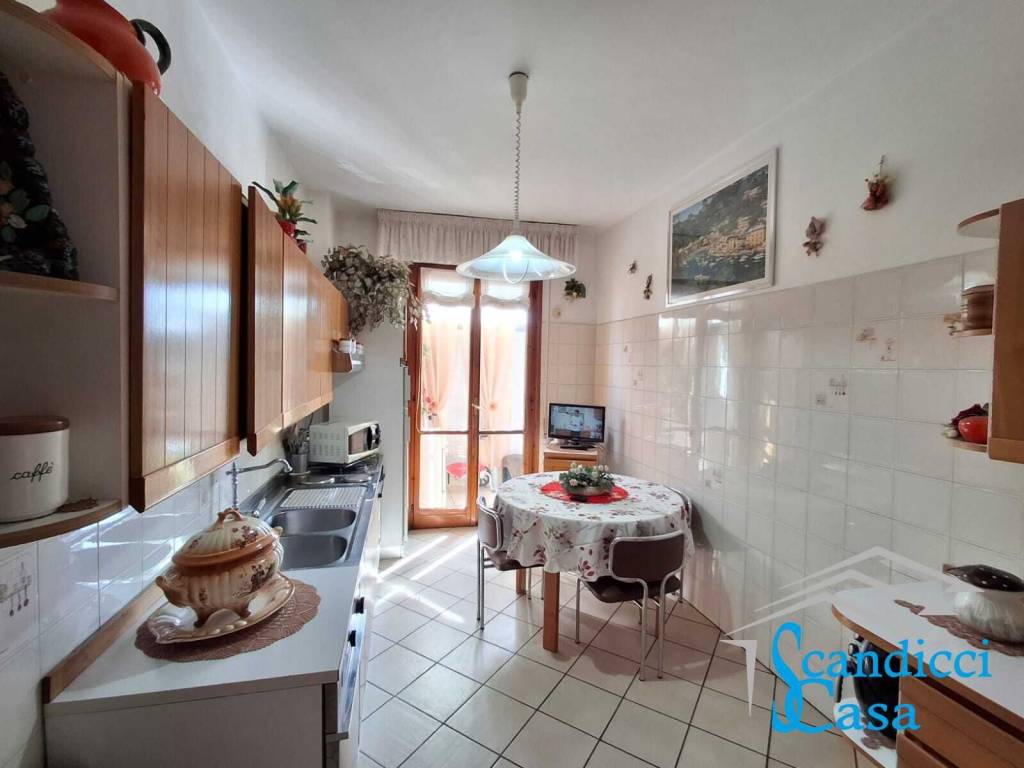 Appartamento a Scandicci in Via Cristoforo Colombo, 16 - Foto 4