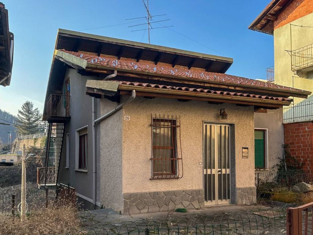 Casa indipendente a Valdilana in Frazione Lanvario, 26 - Foto 4