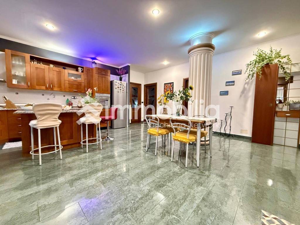 Appartamento a Nichelino in Via Giacomo Leopardi - Foto 4