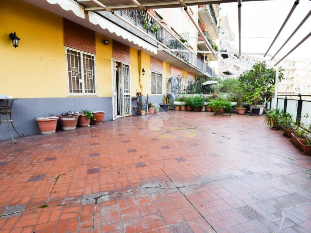 Appartamento a Messina in Viale Regina Elena, 129 - Foto 2