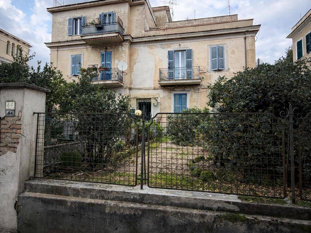 Appartamento a Velletri in Viale Roma - Foto 2