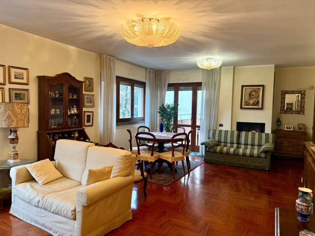 Appartamento a Monza in Via S. Gottardo, 15 - Foto 2