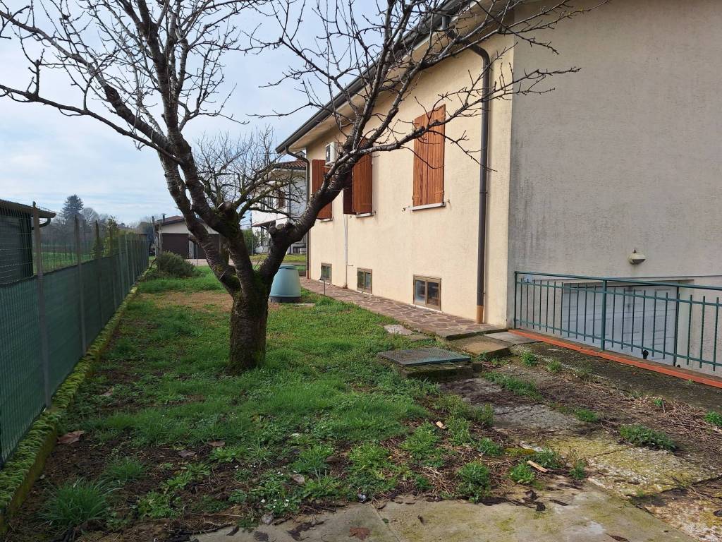 Villa a Curtatone in Via Punte - Foto 2