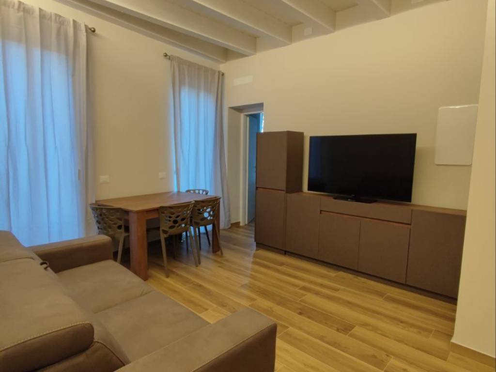 Appartamento a Verona in Vicolo Campofiore, 1 - Foto 2